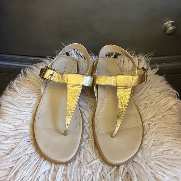 Vionic Gold Metallic Sandals - Picture 2 of 7